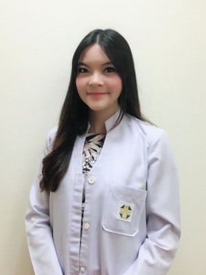 แพทย์หญิง นันทิดา สาลักษณ